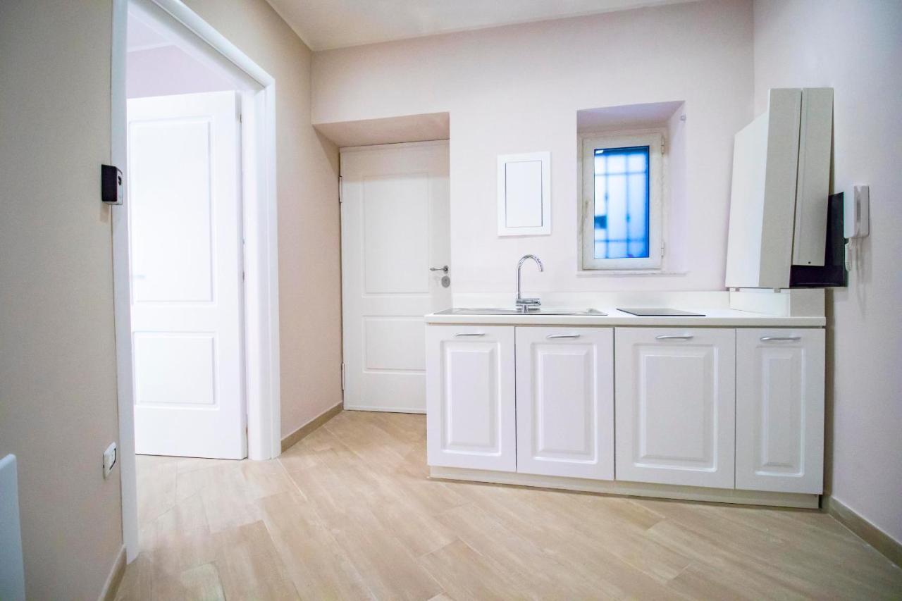 ナポリ Dimora Costantino Bed & Breakfast エクステリア 写真